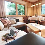 Appartements-pension Reinstadler 普鲁茨