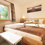 Appartements-pension Reinstadler 普鲁茨