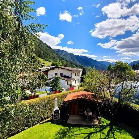 Daire Appartements-pension Reinstadler Prutz